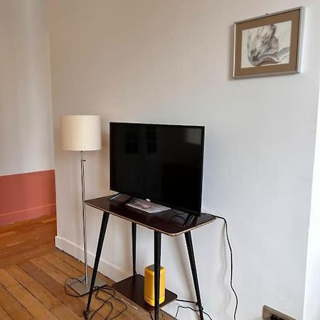 Un Fabuleux Decor Pour Un Chaleureux Appartement ปารีส ภายนอก รูปภาพ