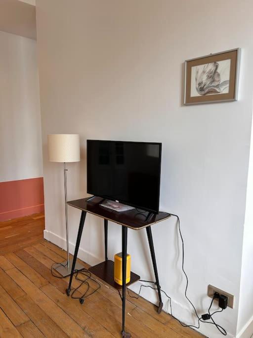 Un Fabuleux Decor Pour Un Chaleureux Appartement ปารีส ภายนอก รูปภาพ