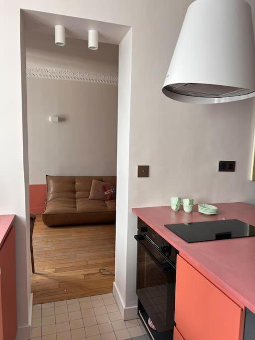 Un Fabuleux Decor Pour Un Chaleureux Appartement ปารีส ภายนอก รูปภาพ